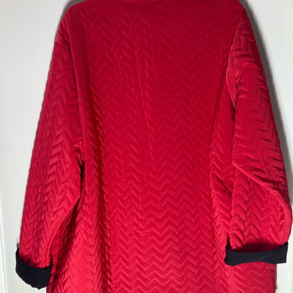 Red Quilted Susan Graver Vintage Jacket with Black Trim - Picture 3 of 4